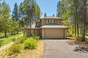 57785 Mt Rainier Ln, Sunriver, OR 97707 - Photo 27