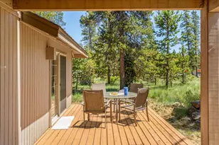 57785 Mt Rainier Ln, Sunriver, OR 97707 - Photo 5