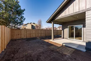 1692 NW Larch Ave, Redmond, OR 97756 - Photo 37