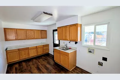 943 S 4th Street, Lakeview, OR 97630 - Photo 5