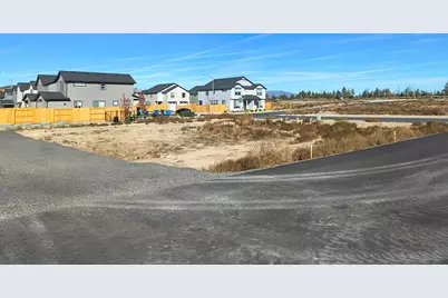 3237 NW 8th Street, Redmond, OR 97756 - Photo 3