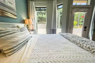 175 East E Street, Jacksonville, OR 97530 - Photo 9