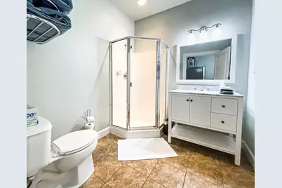 175 E E Street, Jacksonville, OR 97530 - Photo 23