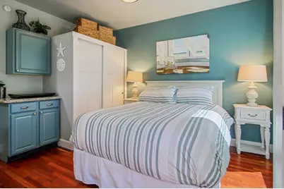 175 E E Street, Jacksonville, OR 97530 - Photo 7