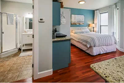 175 E E Street, Jacksonville, OR 97530 - Photo 11