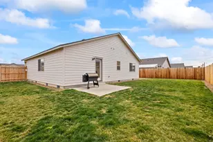 262 NW Par Ave, Madras, OR 97741 - Photo 19