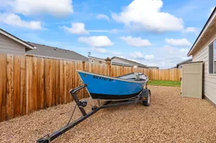 262 NW Par Ave, Madras, OR 97741 - Photo 21