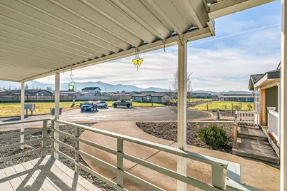 93 Northridge Terrace #SPC 37, Medford, OR 97501 - Photo 3