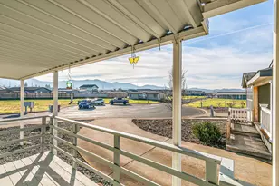 93 Northridge Terrace, Medford, OR 97501 - Photo 3