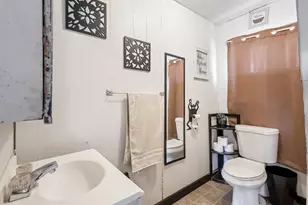 624 NW 4th St, Redmond, OR 97756 - Photo 13