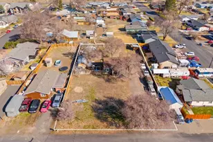 624 NW 4th St, Redmond, OR 97756 - Photo 19