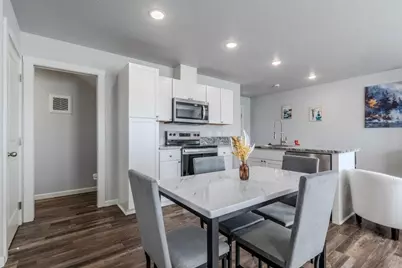 7877 Houston Loop, White City, OR 97503 - Photo 5