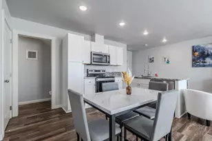 7877 Houston Loop, White City, OR 97503 - Photo 5