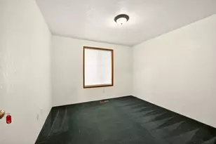 2016 Terrel Dr, Medford, OR 97501 - Photo 27