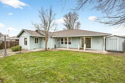 2016 Terrel Drive, Medford, OR 97501 - Photo 43