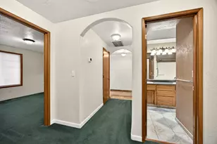 2016 Terrel Dr, Medford, OR 97501 - Photo 23