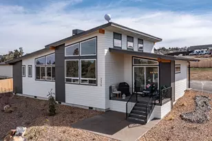 2370 SW Helmholtz Way, Redmond, OR 97756 - Photo 25