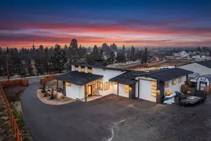 2370 SW Helmholtz Way, Redmond, OR 97756 - Photo 21