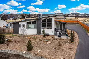 2370 SW Helmholtz Way, Redmond, OR 97756 - Photo 17