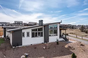 2370 SW Helmholtz Way, Redmond, OR 97756 - Photo 3