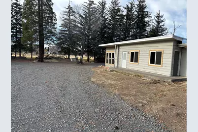 21430 Highway 20, Bend, OR 97701 - Photo 3