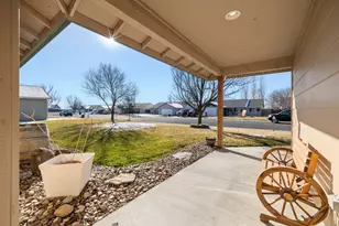 7229 Ruth Dr, Klamath Falls, OR 97603 - Photo 9