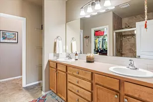 841 SW 23rd Ct, Redmond, OR 97756 - Photo 25