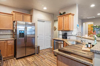 841 SW 23rd Court, Redmond, OR 97756 - Photo 17