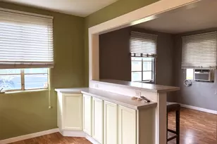 1217 Maple Park Dr, Medford, OR 97501 - Photo 5