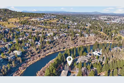 2201 NW Lakeside Place, Bend, OR 97703 - Photo 3