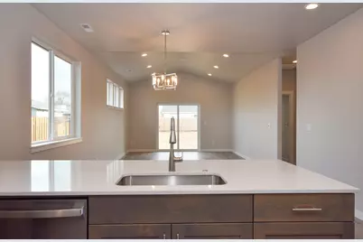 2340 SW 25th Street, Redmond, OR 97756 - Photo 7