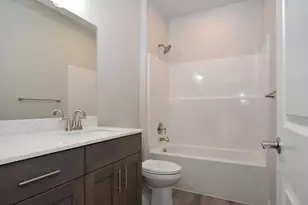 2340 SW 25th St, Redmond, OR 97756 - Photo 17