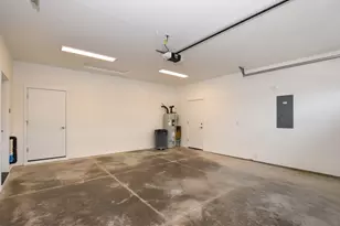 2340 SW 25th St, Redmond, OR 97756 - Photo 23