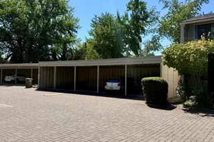 1279 Maple Leaf Ct, Medford, OR 97504 - Photo 17