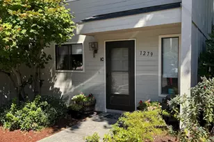 1279 Maple Leaf Ct, Medford, OR 97504 - Photo 11
