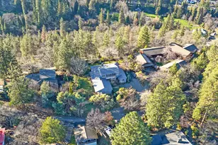 143 Ridge Rd, Ashland, OR 97520 - Photo 59