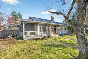 143 Ridge Rd, Ashland, OR 97520 - Photo 53