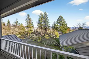 143 Ridge Rd, Ashland, OR 97520 - Photo 41