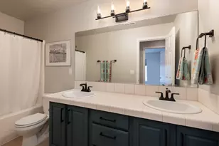 61055 Snowberry Pl, Bend, OR 97702 - Photo 25