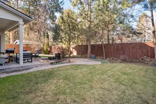 61055 Snowberry Pl, Bend, OR 97702 - Photo 35
