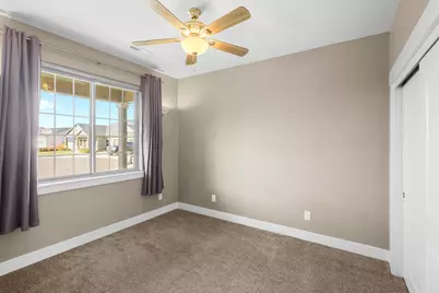 268 Oak Crest Way, Medford, OR 97501 - Photo 11