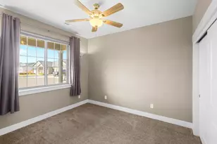 268 Oak Crest Way, Medford, OR 97501 - Photo 11