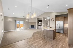 268 Oak Crest Way, Medford, OR 97501 - Photo 19