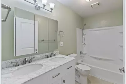 2368 Redwood Avenue, Grants Pass, OR 97527 - Photo 5