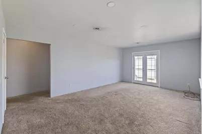 2368 Redwood Avenue, Grants Pass, OR 97527 - Photo 3