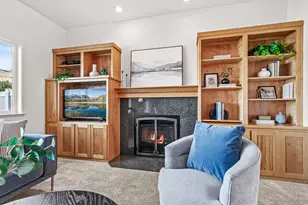 291 Meadow Dr, Ashland, OR 97520 - Photo 9