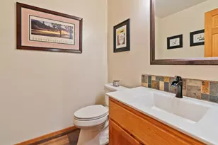 70368 Mahonia, Black Butte Ranch, OR 97759 - Photo 23