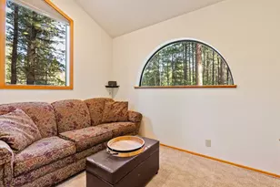 70368 Mahonia, Black Butte Ranch, OR 97759 - Photo 31