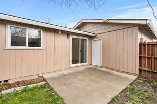 1806 Hart Ave, Medford, OR 97501 - Photo 25