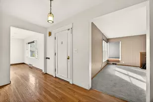 2137 E Jackson St, Medford, OR 97504 - Photo 27